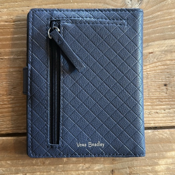 VERA BRADLEY RFID PASSPORT ID TRAVEL WALLET OWL - Picture 3 of 4